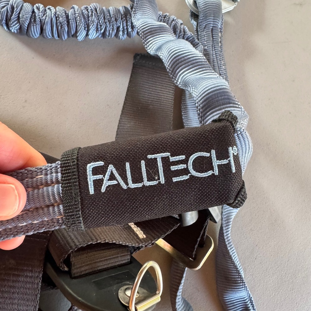 FallTech Safety Harness A70078259R Full Body Fall Protection Lanyard Universal - Picture 2 of 7